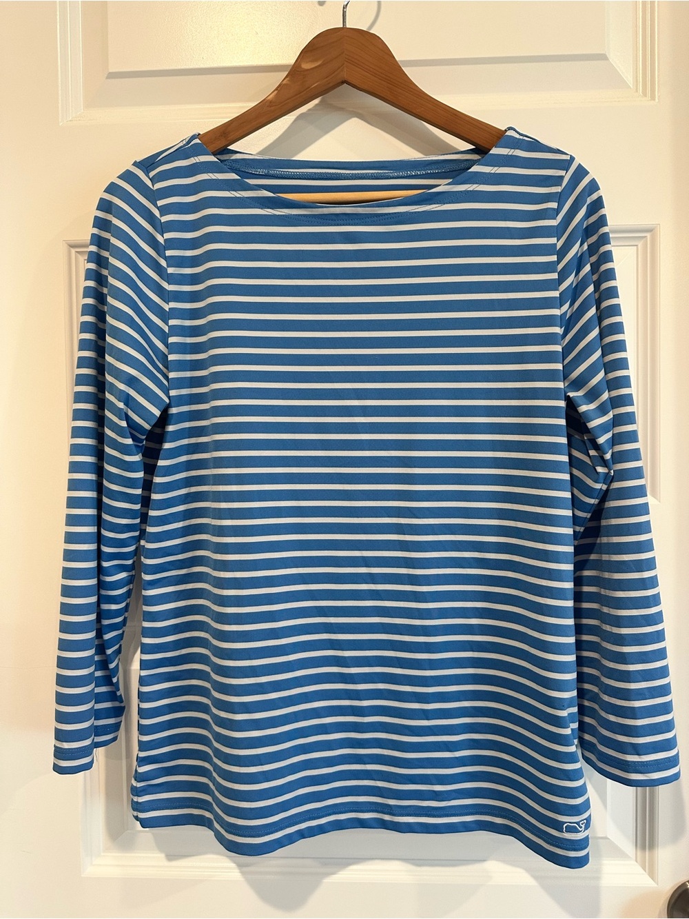 Vineyard Vines Sankaty Stripe Boat Neck Performance Top - EUC